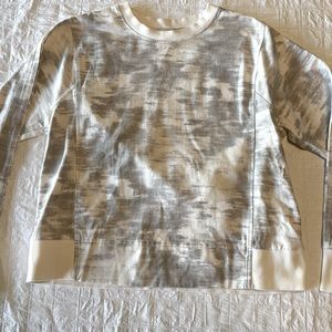 Athleta Crewneck Sweatshirt Medium Gray White Long Sleeve